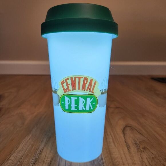 🔸️NIB Friends Central Perk Travel Coffee Mug Portable Light - Picture 4 of 13